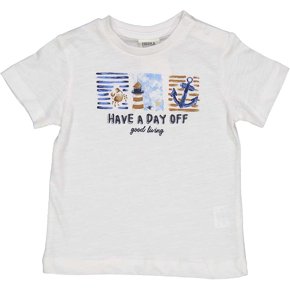 
T-shirt della Linea Abbigliamento Bambino Birba, con mostivi alla marinara stampati sul davanti....