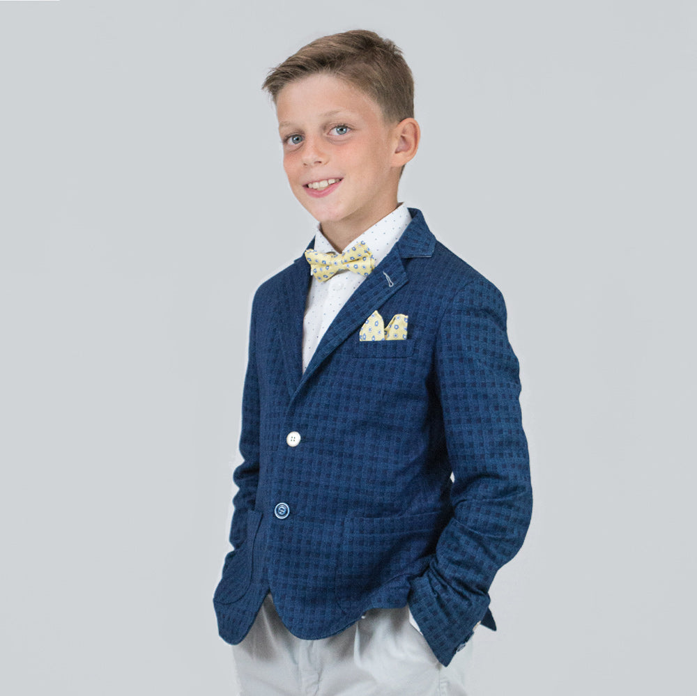 
  Giacca elegante della linea abbbigliamento bambino John Twig. Il modello classico
  due botton...