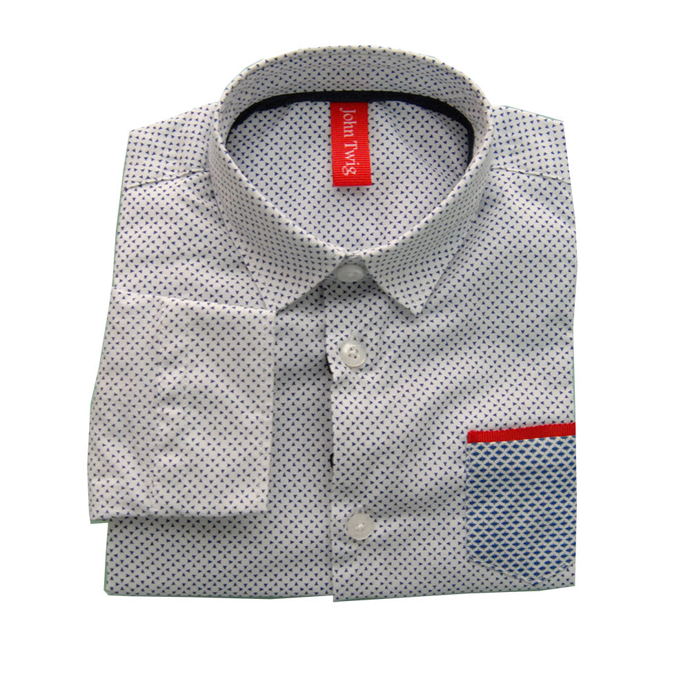 
  Camicia della linea abbigliamento bambino John Twig. Fantasia di triangoli all-over.
  Taschin...