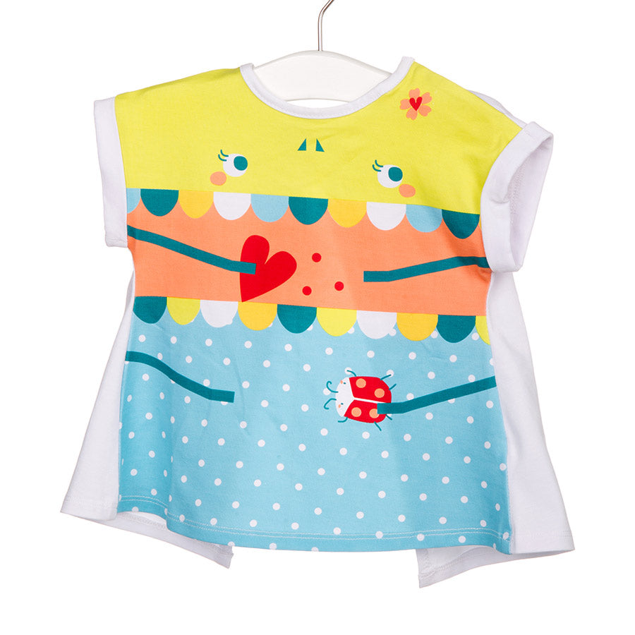 
  Maglietta della linea abbigliamento bambina Tuc Tuc con risvoltini sulle spalline
  e sul dava...