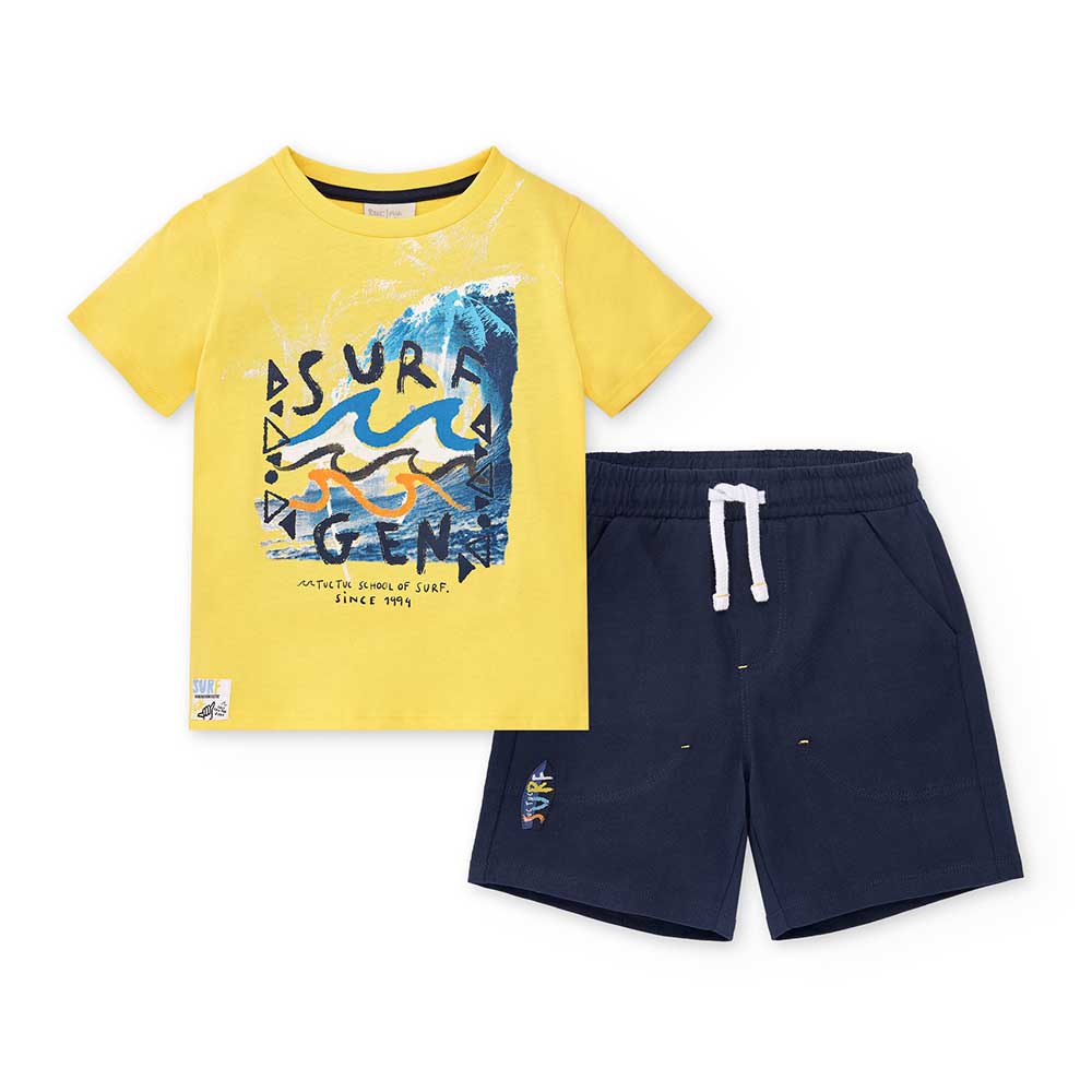 Completo due pezzi sportivo della Linea Abbigliamento Bambino Tuc Tuc, con stampa colorata sulla ...