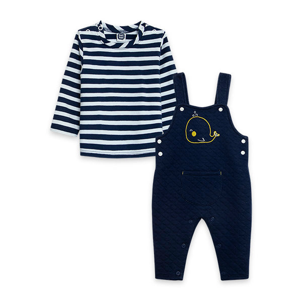 
  Completo due pezzi della linea abbigliamento bambino Tuc Tuc, collezione It's cold,
  composto...