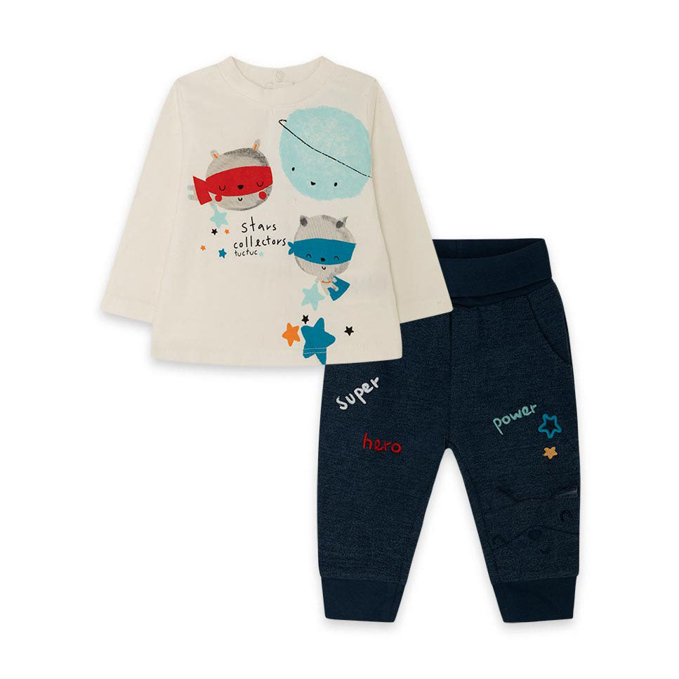 
Completo due pezzi della Linea Abbigliamento Bambino Tuc Tuc, con maglietta con stampa multicolo...