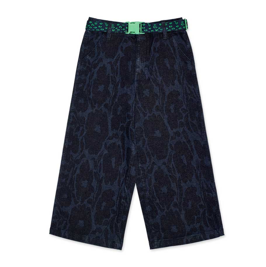 Pantalone jeans della Linea Abbigliamento Bambina tuc tuc, con fantasia animalier tono su tono.
C...